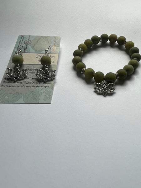 Jade and Silver Bracelet and Earrings Set